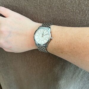 Right on Track Watch **NEEDS NEW BATTERY**